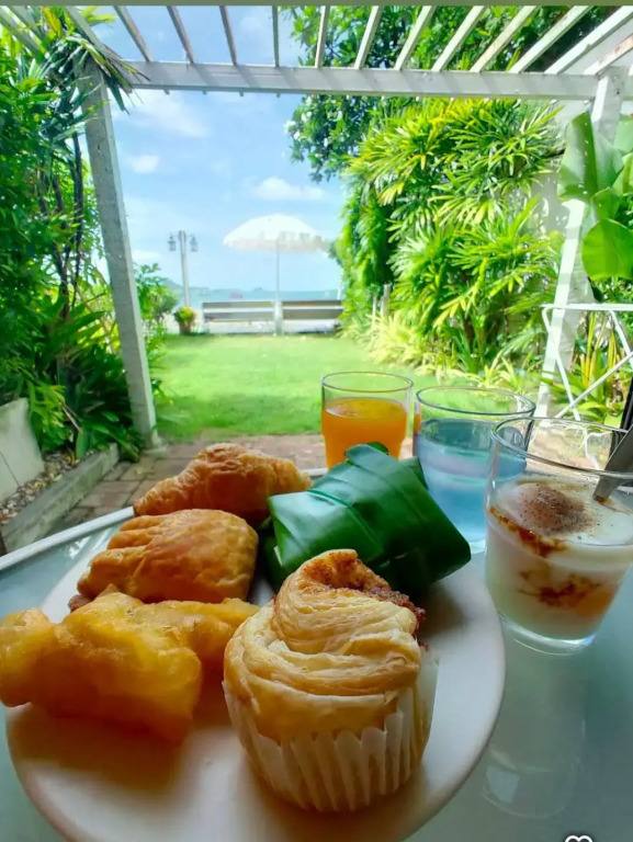 Baan Sattahip By The Sea