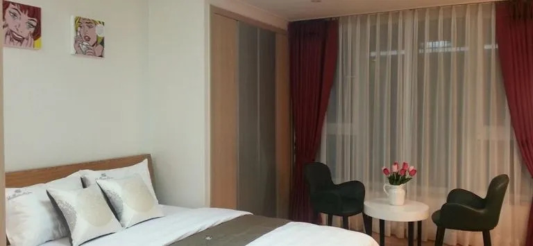 TEN-Q Residence MAPO