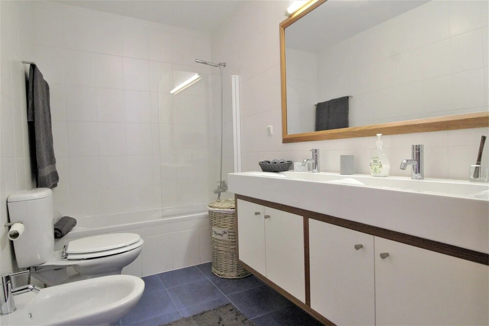 Paul do Mar Charming Apartment T2