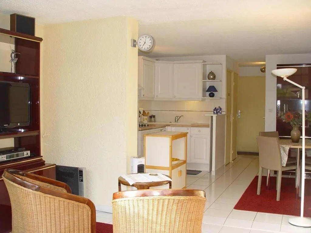 Appartement Cap d'Agde, 2 pièces, 4 personnes - FR-1-607-52