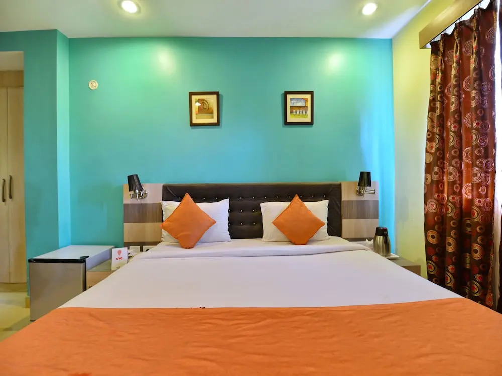 OYO 10909 Sunrise INN