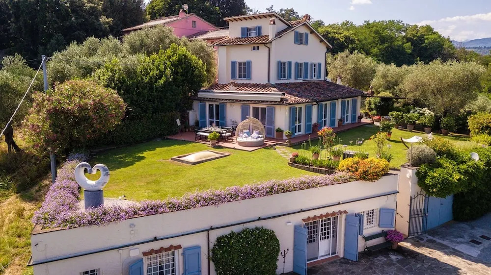Villa Lontana Lucca