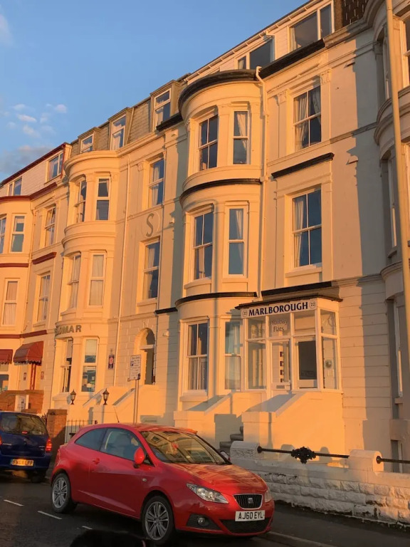 The Marlborough Sea View Holiday Apartments