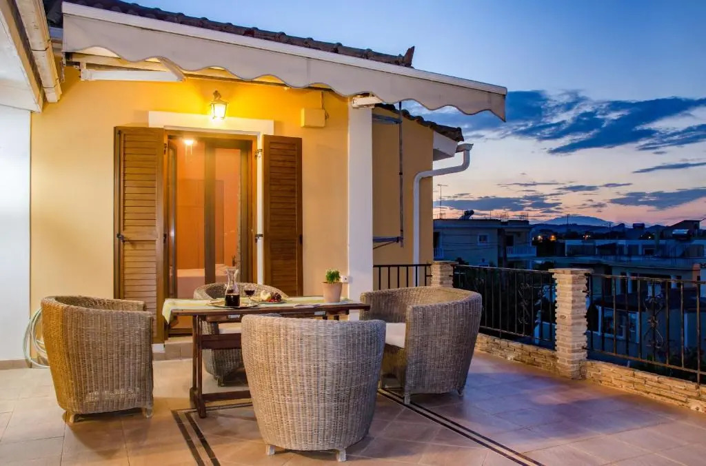 Acacia House Apartments