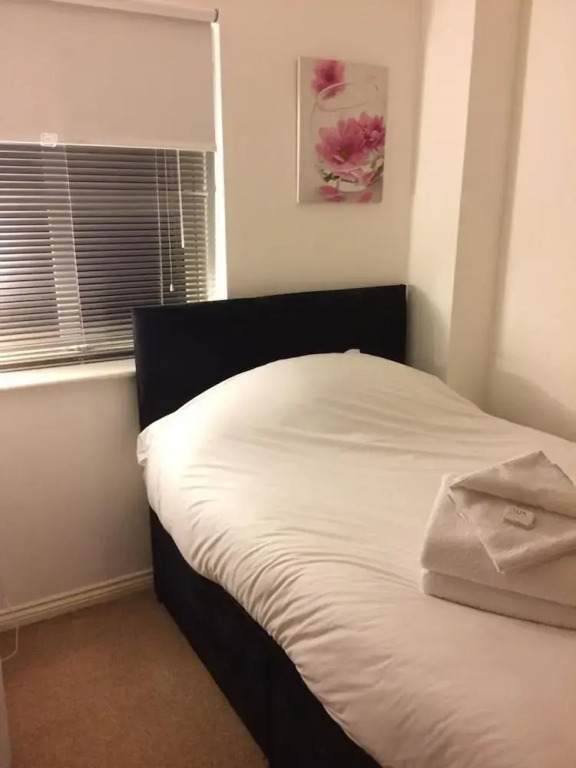 Impeccable 2-bed Apartment in Gateshead