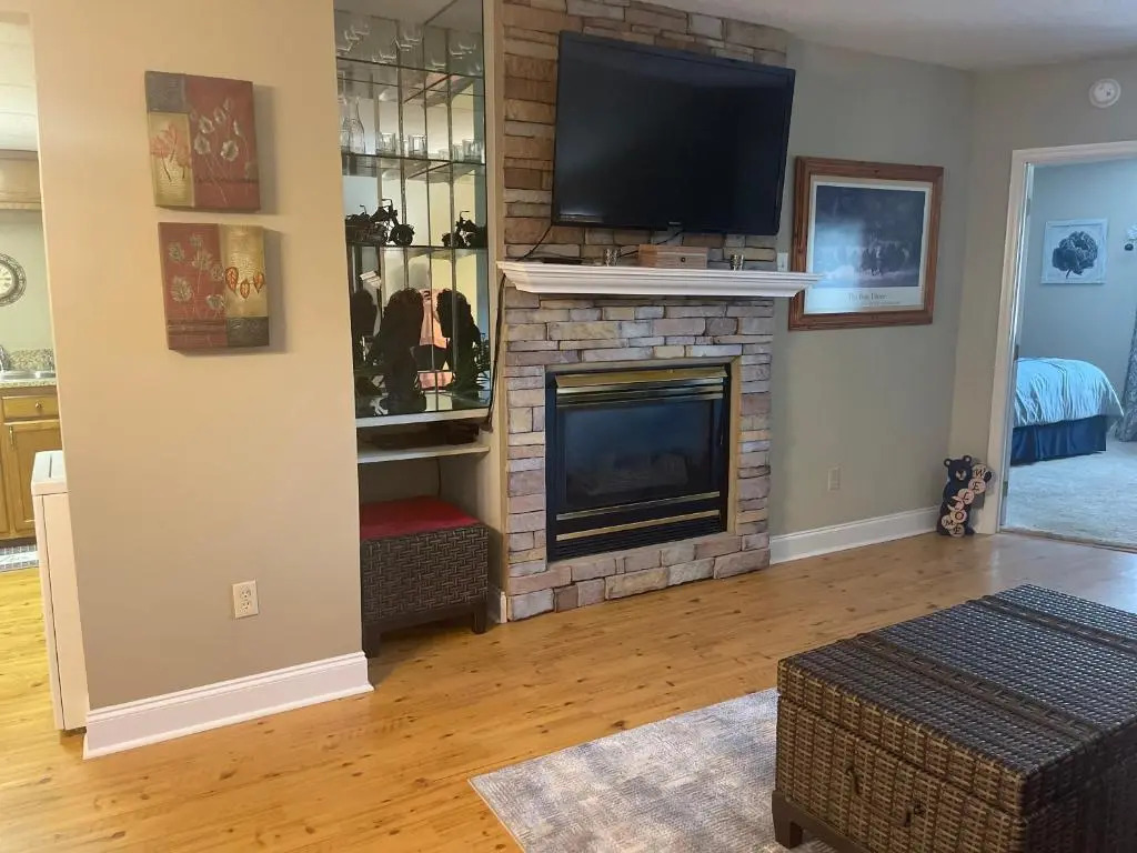 River Place Condos 605 2BD