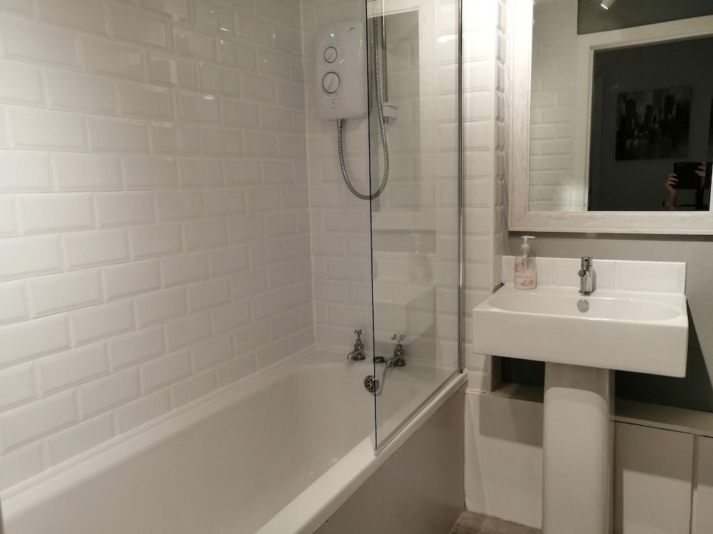 Gleneagles Village Apartments