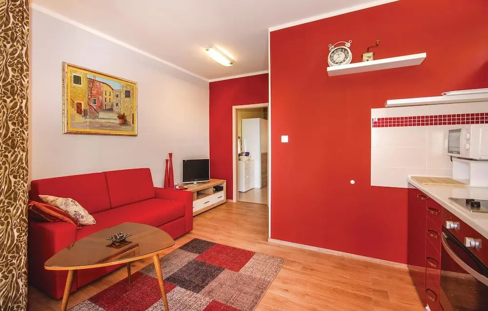 Amazing Home in Ika With Wifi and 1 Bedrooms