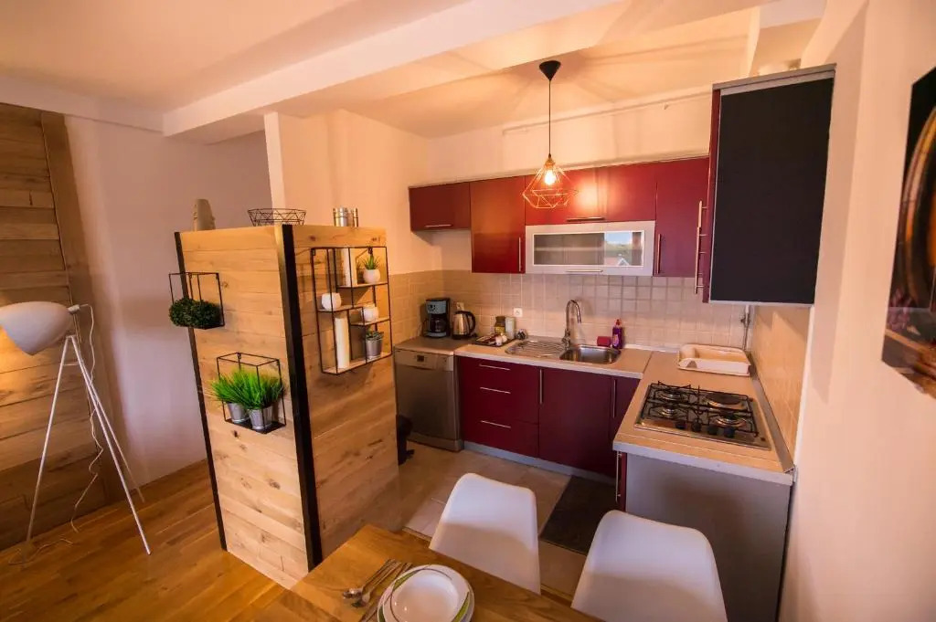 Apartment Lamar - Entry with PIN 0 - 24h, Underground parking garage, Elevator