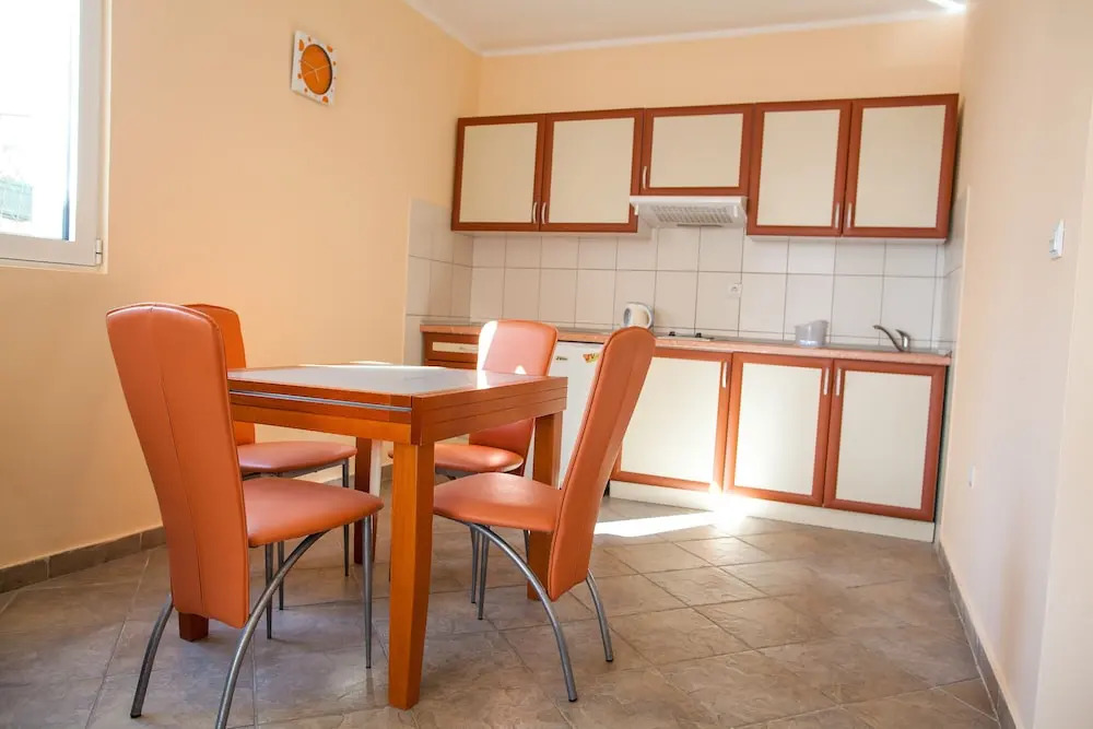 Lira Apartment