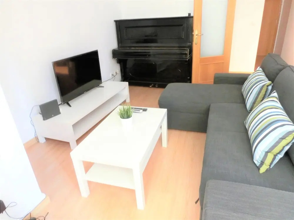 Living Valencia Apartments - Merced
