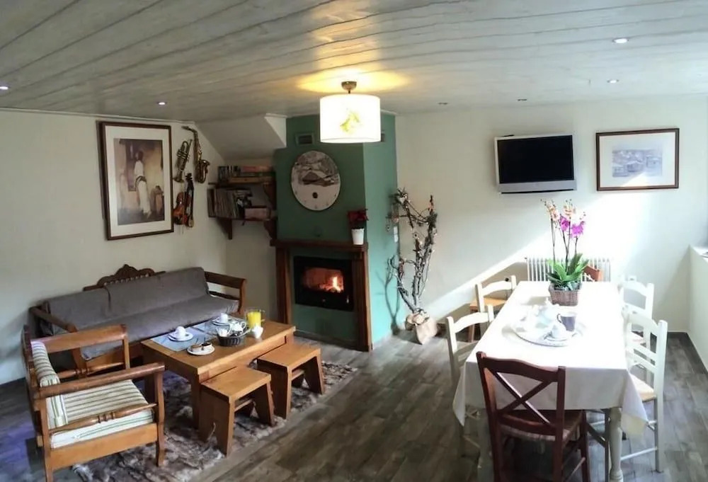 Guesthouse Doma est 1991