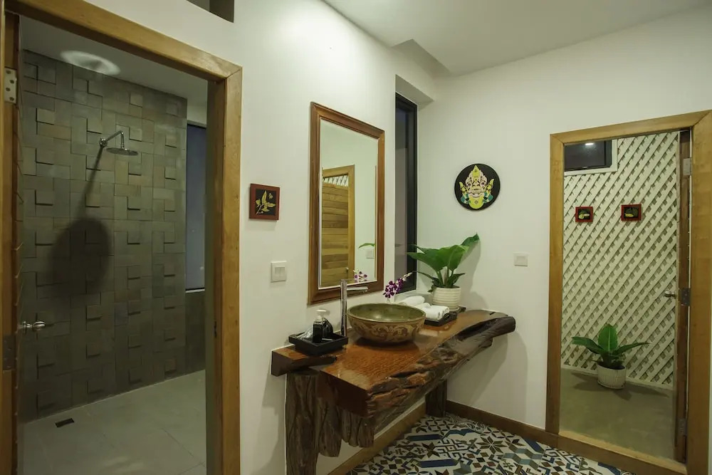 Boravin House
