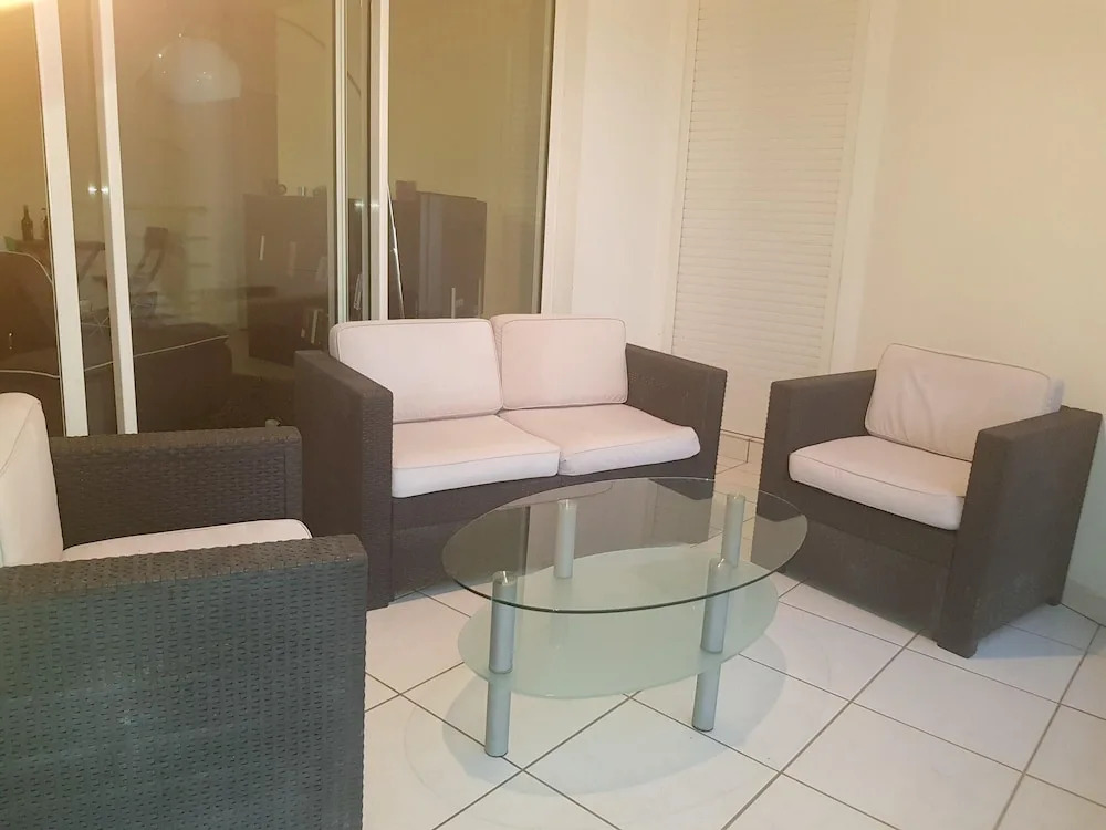 Apartment with 2 Bedrooms in la Possession, with Wonderful Sea View And Furnished Balcony - 22 Km From the Beach