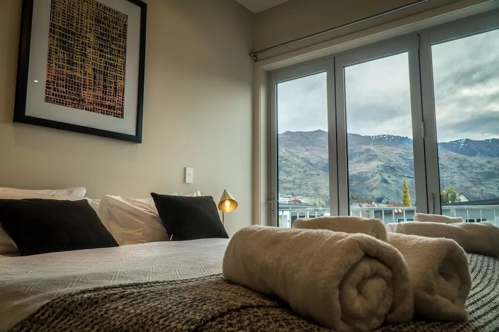 Release Wanaka - Faulks Terrace