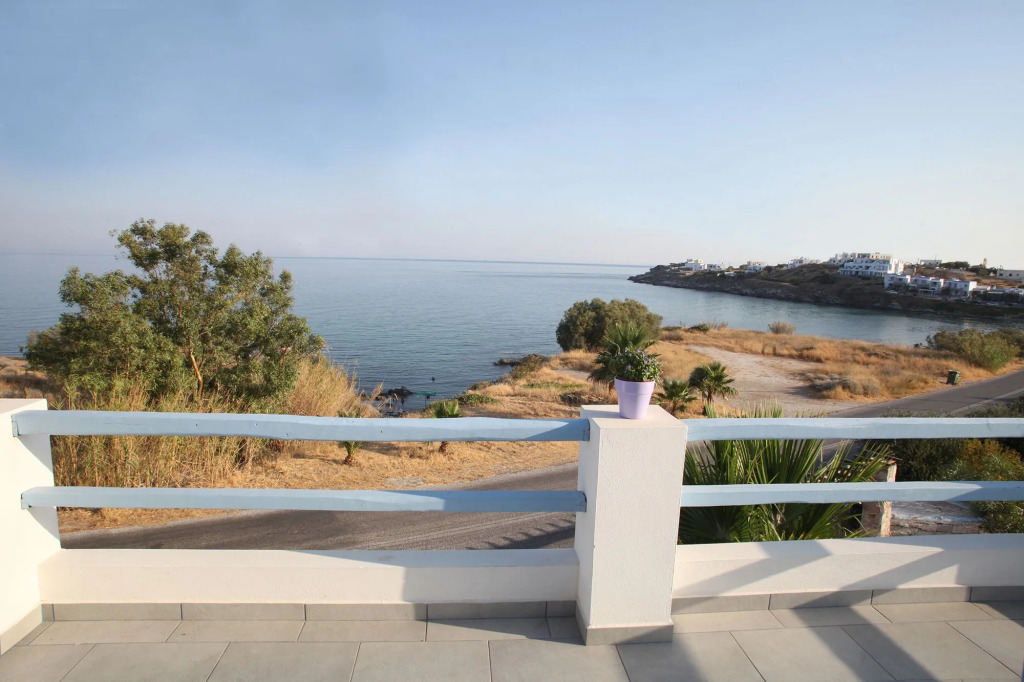 Agnadi Syros Beachfront Studios & Rooms