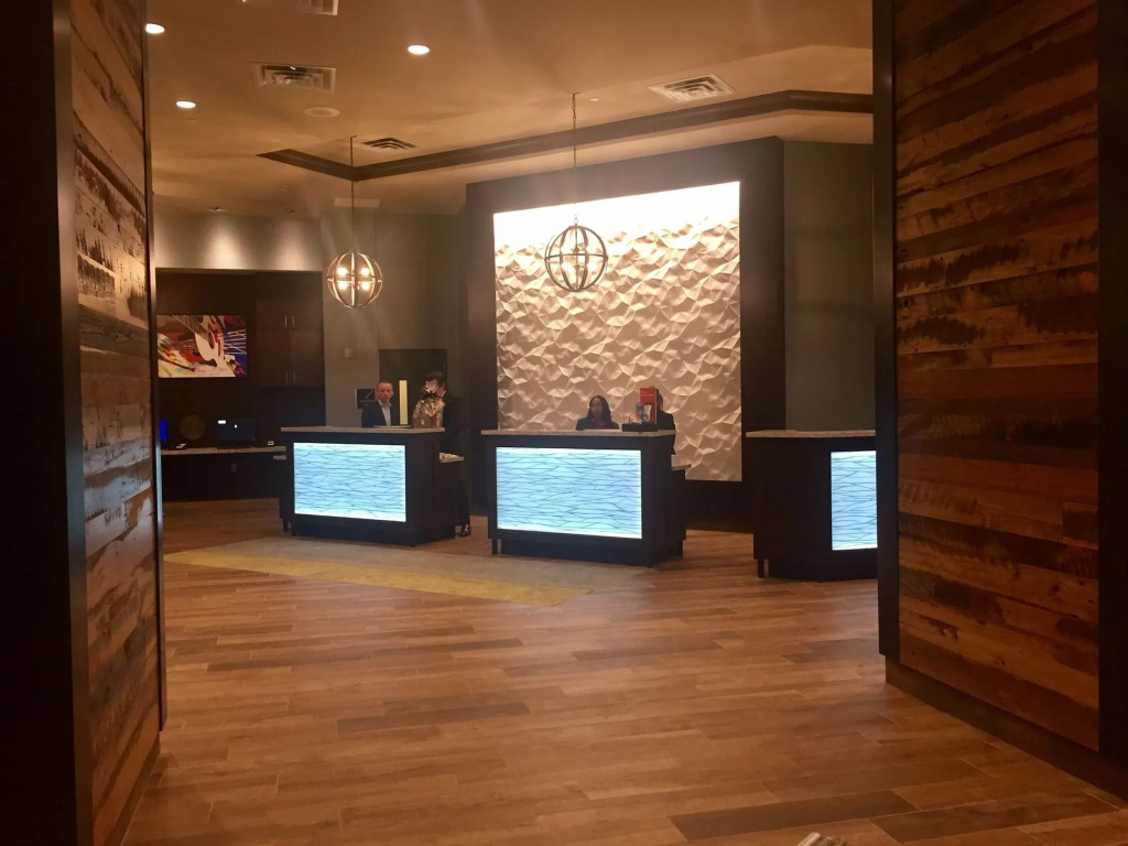 Hampton Inn & Suites St. Paul Downtown