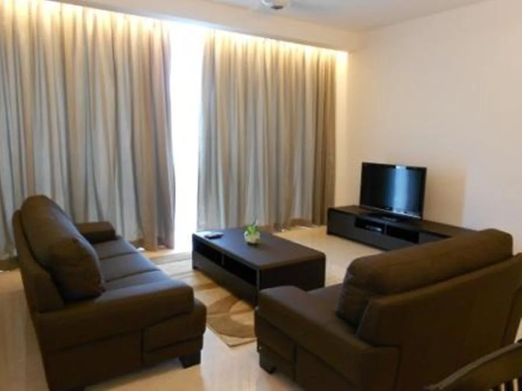 Brunsfield Embassyview Condosuite