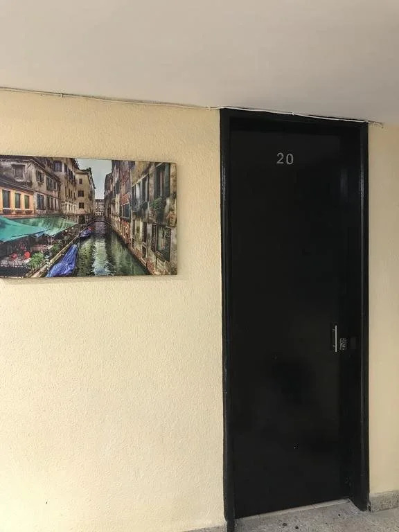 Hotel June