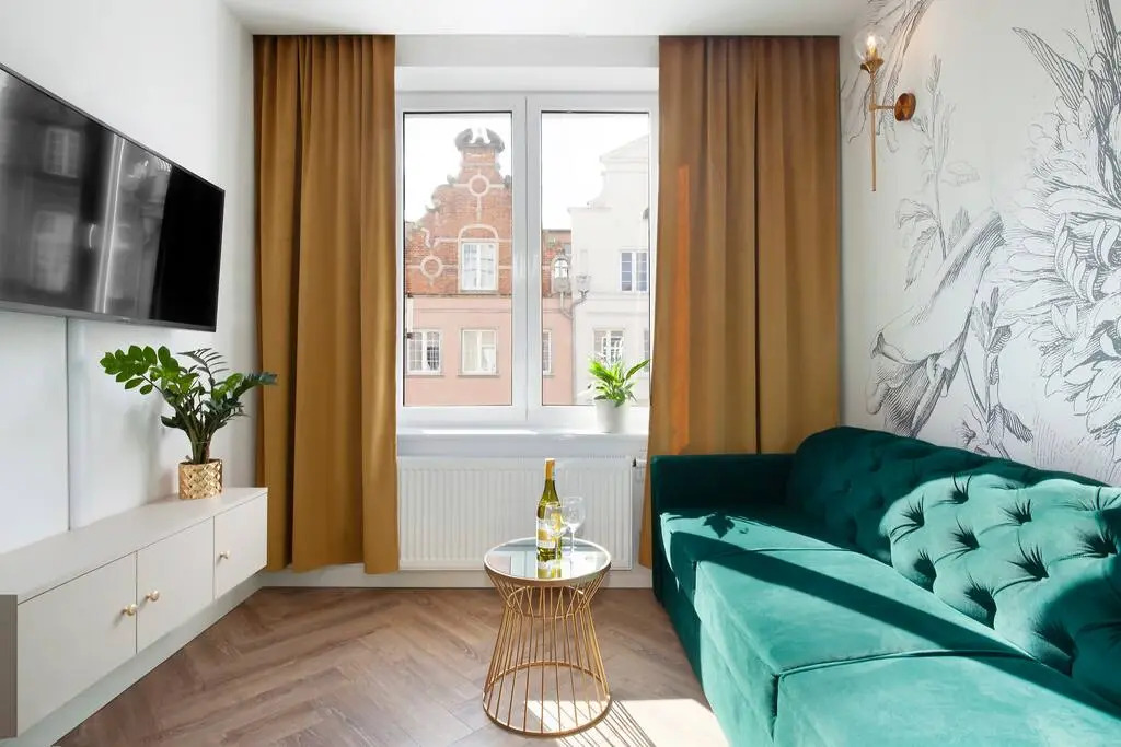 Elite Apartments Ogarna Flora| View Of The Old Town & modern & designer decor | OLD TOWN