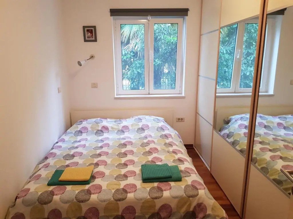 Sunny apartment 150 m from the sea