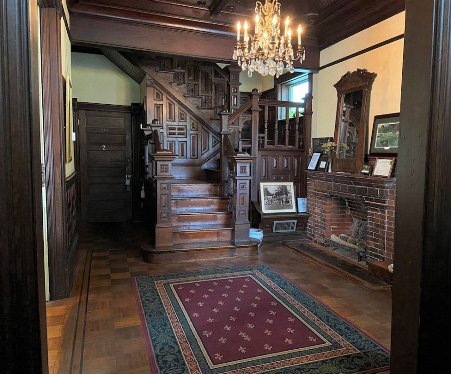The Queen Anne Inn