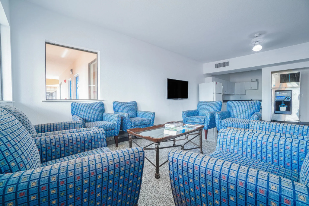 Island Inn By OYO Galveston Beach, TX