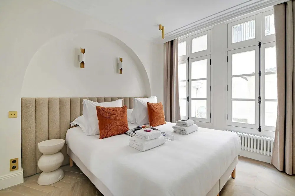 Modern Apartement Center of Paris Montmartre