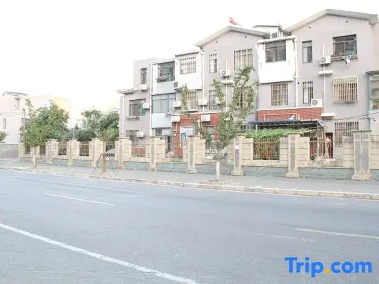 Shanghai International Convention and Exhibition Center Apartment (Hongqiao Hub Store)