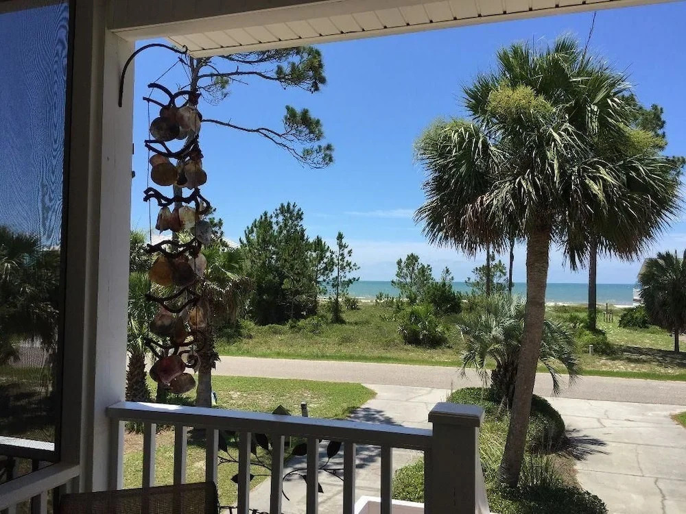 Never Settle Apartment 3 Bedroom