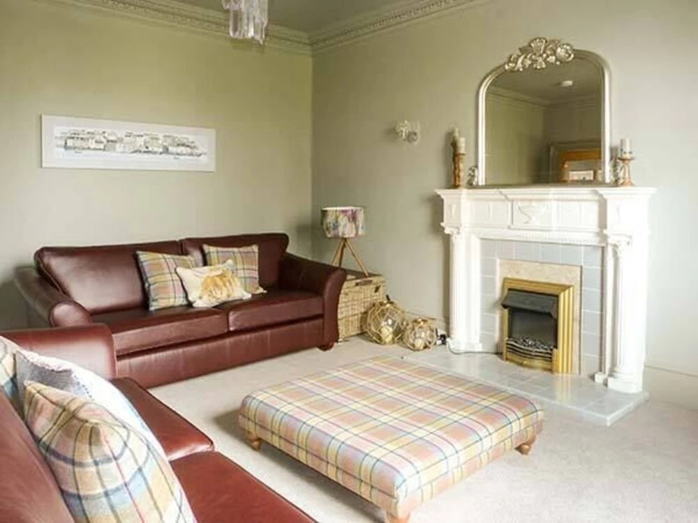1 Mews Lane