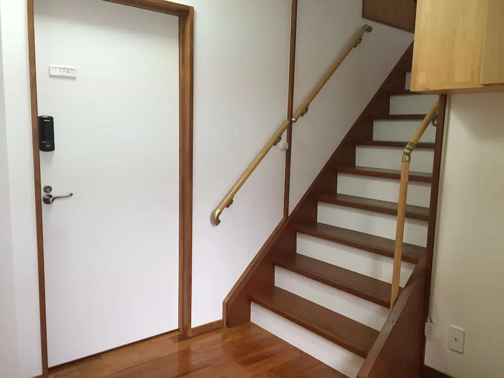 L House Naha