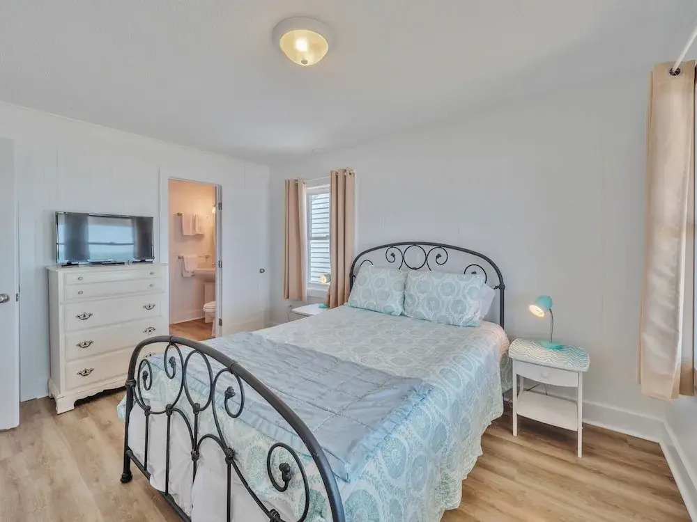 Walking on Sunshine by Topsail Realty