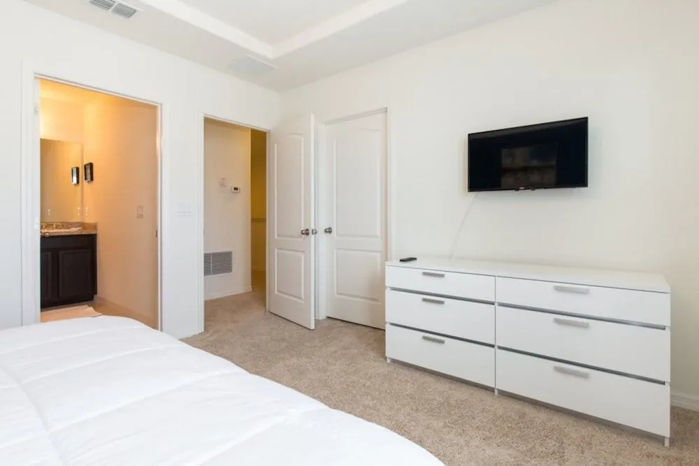 Solterra - 4755 Terrasonesta Drive