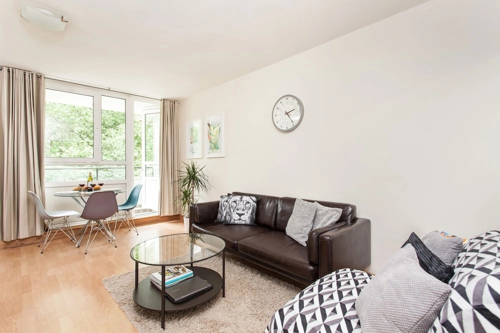 Regents Park & Euston Studio Apartment