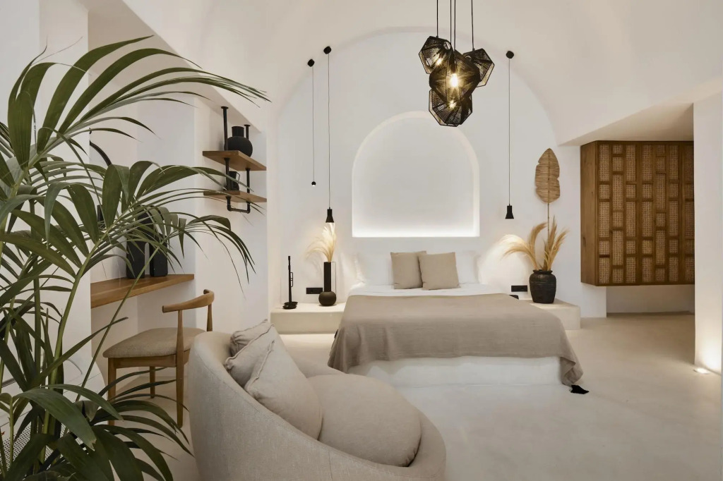 U & ME SUITES
