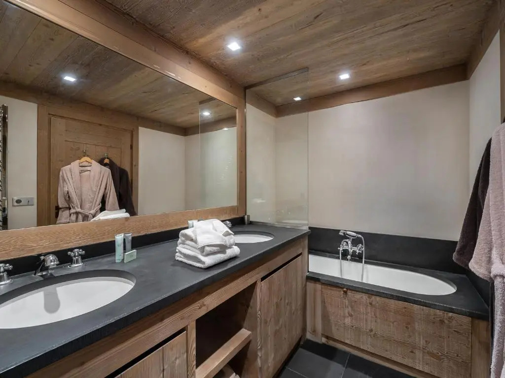 Appartement Val-d'Isère, 5 pièces, 8 personnes - FR-1-567-37