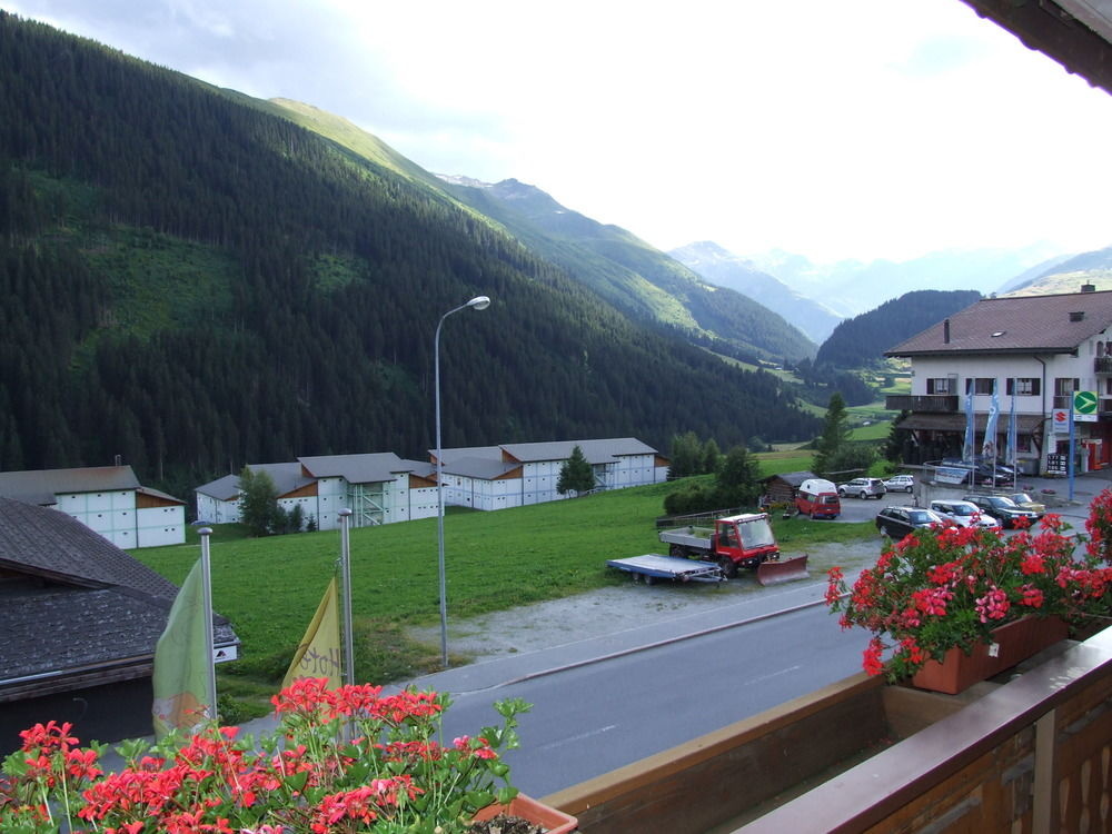 Hotel Mira