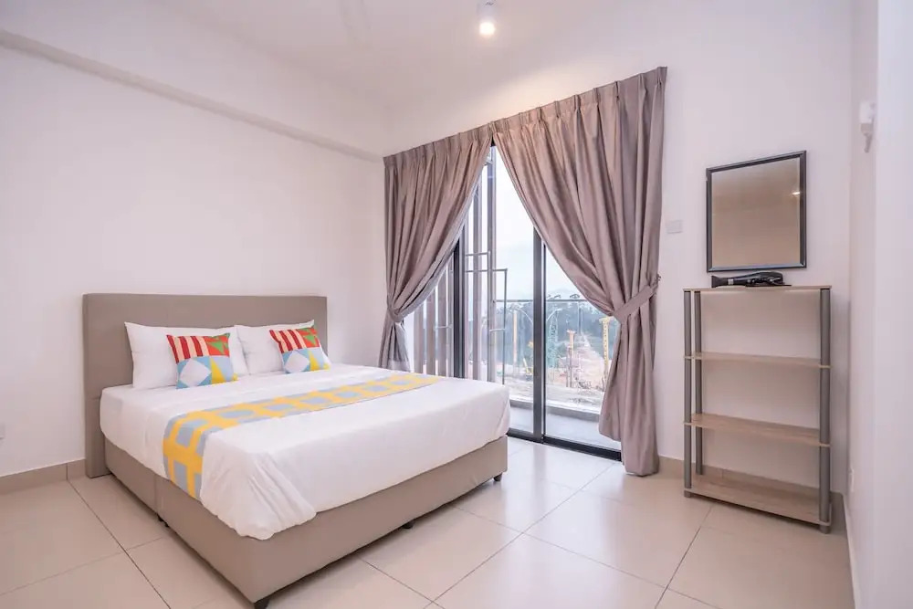 OYO Home89606Exquisite Studio Midhill