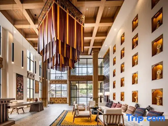 Ozz·nice5·Time Absolution Resort Hotel (Kangding Xinduqiao Branch)
