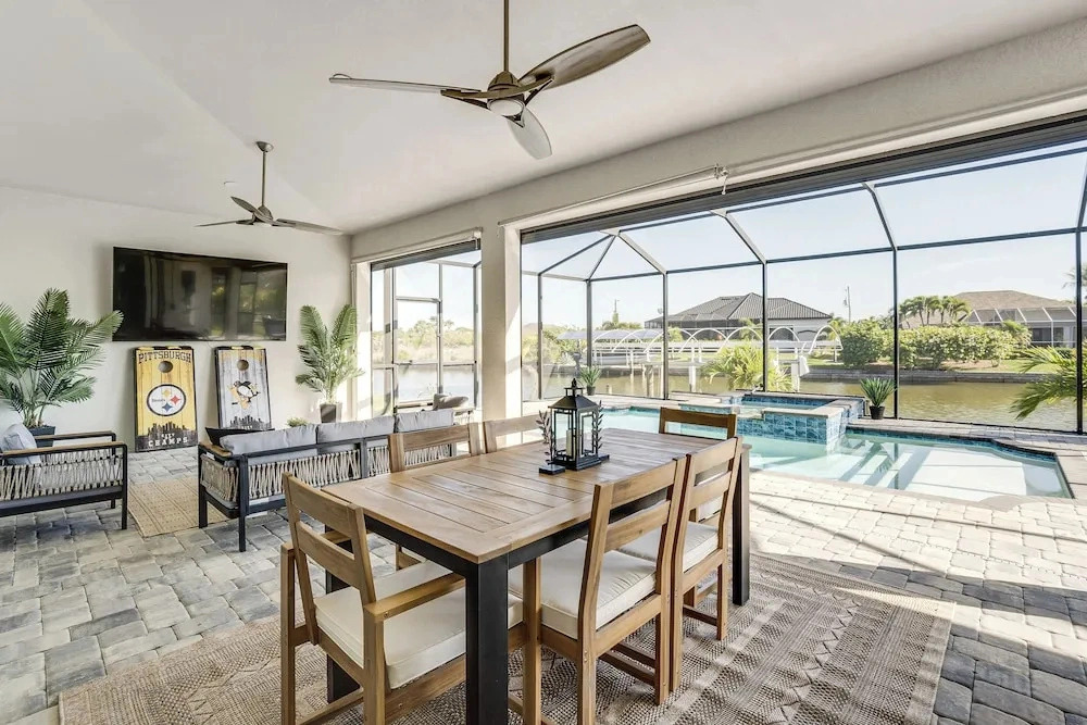 Luxury Waterfront Escape w/ Pool in Port Charlotte