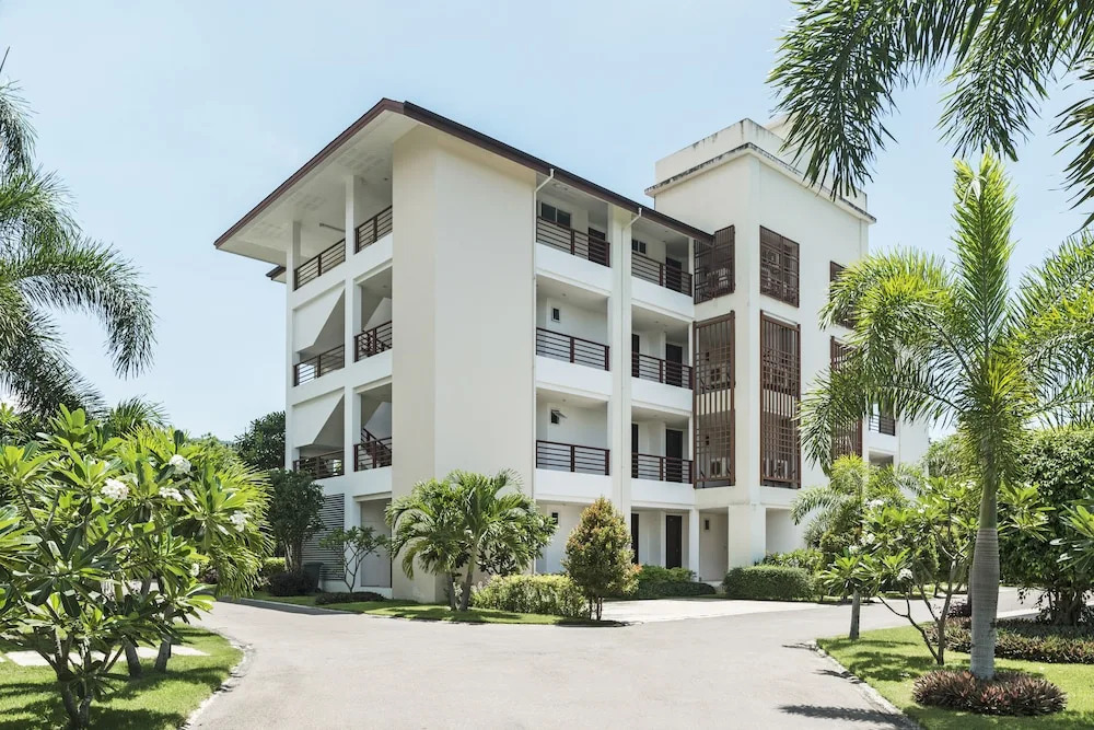Hua Hin Brace Mountain by Favstay