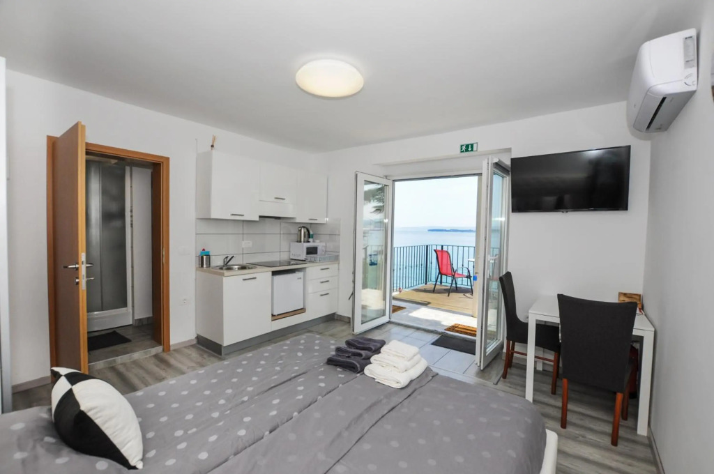 Bellevue Molet apartments Koper
