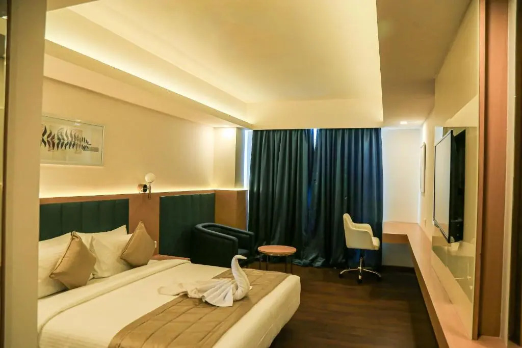Hotel Turmeric