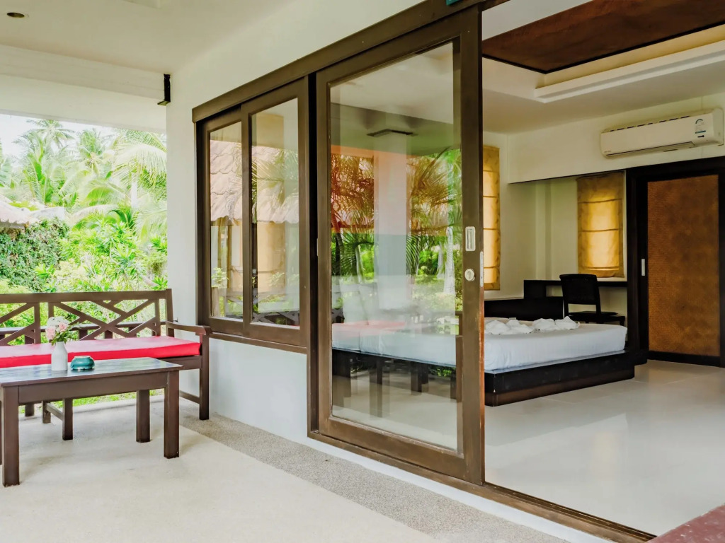 Am Samui Resort Taling Ngam