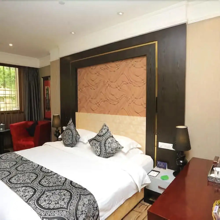Nanbin 108 Hotel