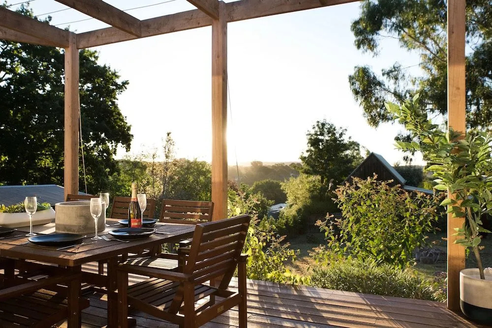 The Lux Luxury 4 bedroom, 2 bathroom, with stunning garden