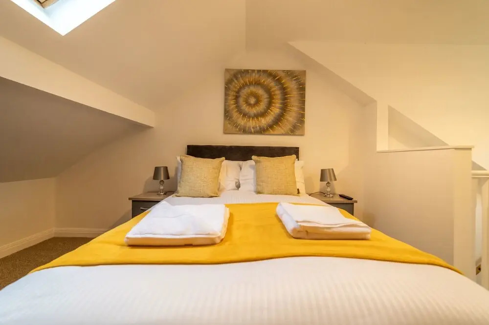 The Elk Suite Sasco Apartments