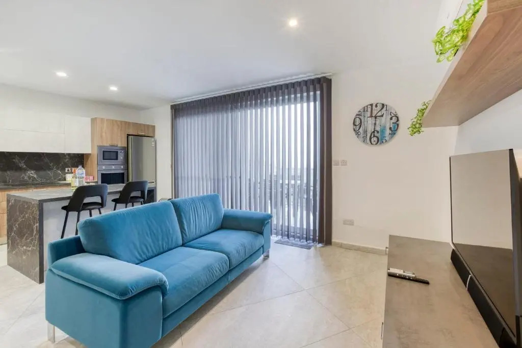 Stunning Apartment With Pool-hosted by Sweetstay