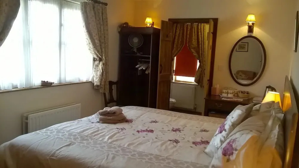 Waterside Guest House